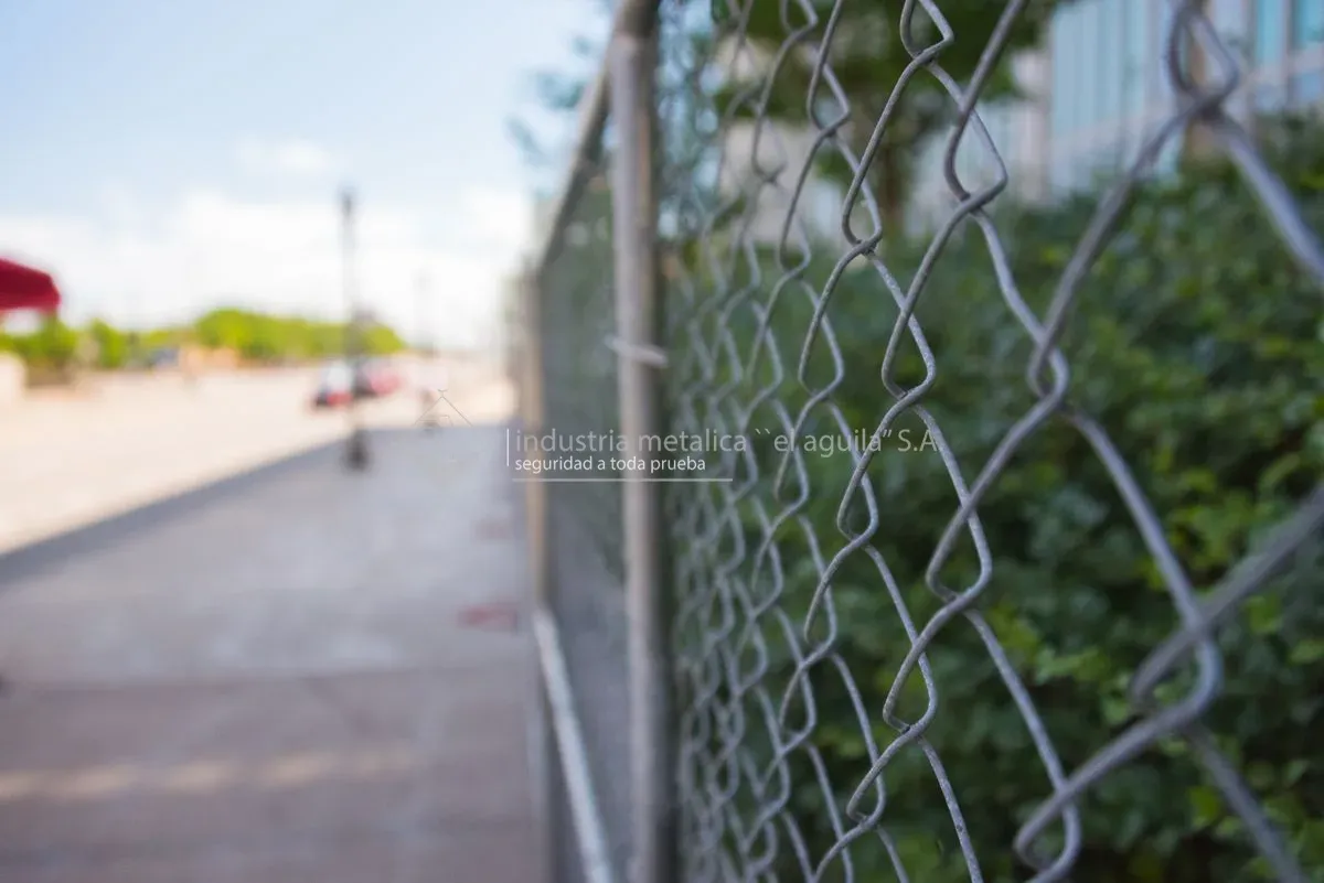 Cerco perimetral en zona urbana — guía para cotizar correctamente